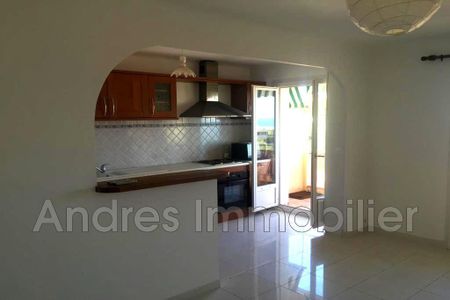 Location Appartement 2 pièces 45m² CANNES 06400 - Photo 3