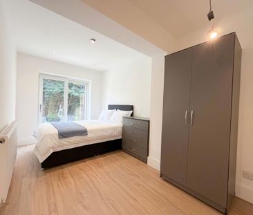 House share to rent - Photo 2