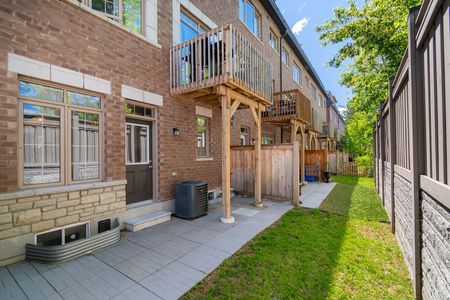 For Lease - 2 Queen Mary Court, Vaughan, Ontario - Photo 3
