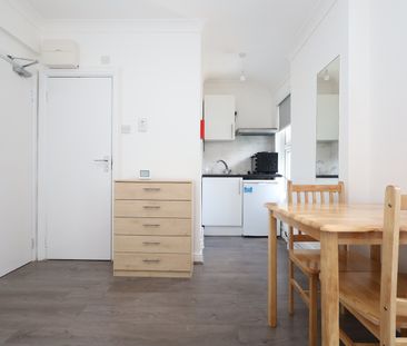 Studio Flat, Palmerston Road, N22 - Photo 4