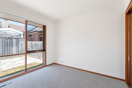 Thinking of selling? Contact our agent - Photo 3