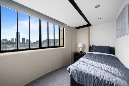 Thinking of selling? Contact our agent - Photo 5