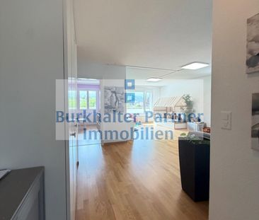 Suchen Sie eine grosszügige Wohnung in zentraler Lage? - Photo 1