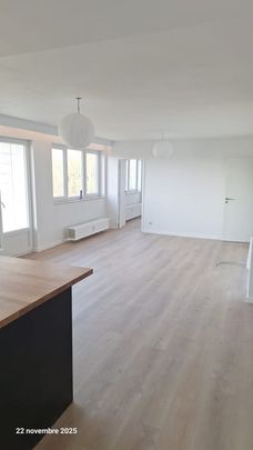 Appartement te huur - Photo 1