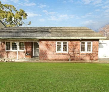 Neat Two Bedroom Home in East Albury - Photo 2