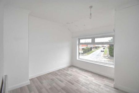 Bristol Road, Hull, HU5 - Photo 3