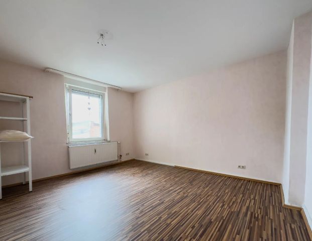 Großzügige 3-Zimmerwohnung mit Garage - Photo 1