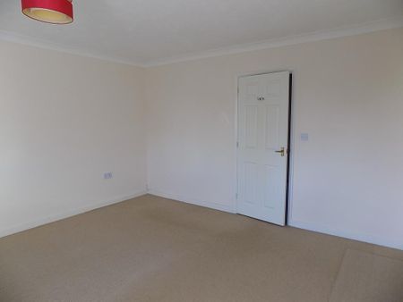 2 bedroom terraced house to rent - Photo 2