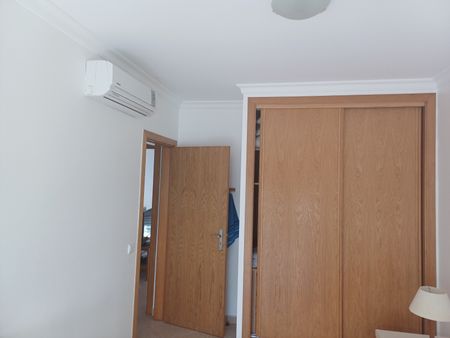 Moradia T2 Arrendamento de Outubro a Maio. Espaço exterior muito agradável! - Photo 2