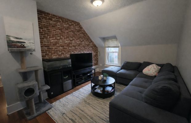 For Lease - 14 Burton Avenue Unit# A, Barrie, Ontario - Photo 1