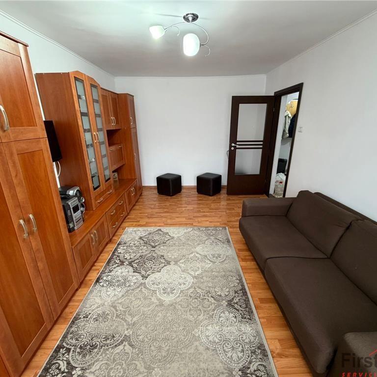Apartament 2 camere, etaj 1, 56mp, mobilat, zona Scoala 3 Vlahuta - Photo 1