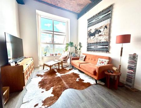 2 Bedroom Apartment To Let - Photo 2