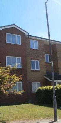 1 bedroom property to rent in Dagenham - Photo 1