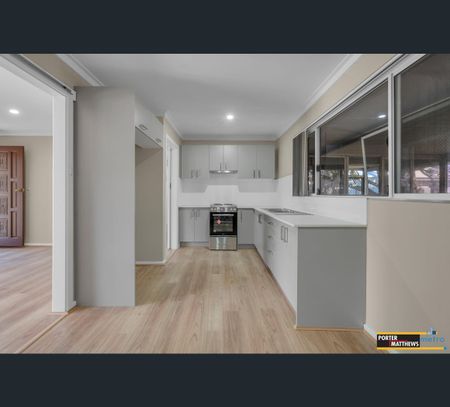 1 Gidgee Cove, Kenwick, WA 6107 - Photo 2
