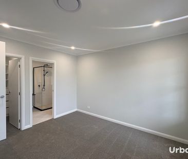 Stylist Four-Bedroom Home in Huntlee for Lease. Ready to move in! - Photo 1