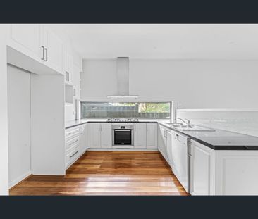 602/52-54 O'Sullivan Road, Glen Waverley, Vic 3150 - Photo 3