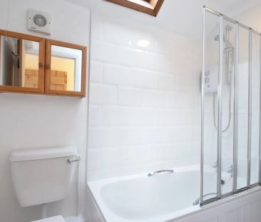 Tilt Road, COBHAM, KT11 - Photo 4