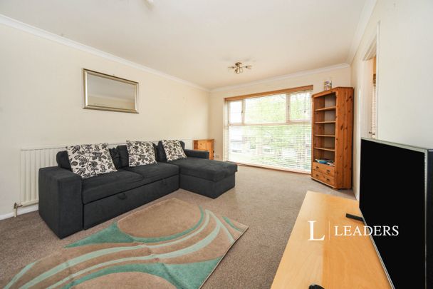 2 bedroom apartment to rent Linden Close, Dunstable, Bedfordshire, LU5 - Photo 1