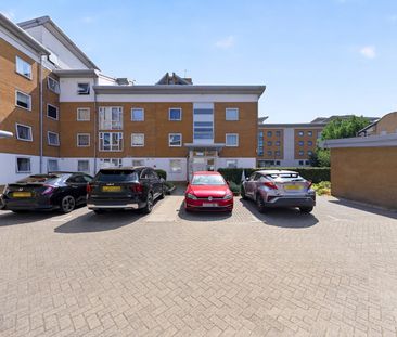 Fishguard Way, London, E16 2RG - Photo 6