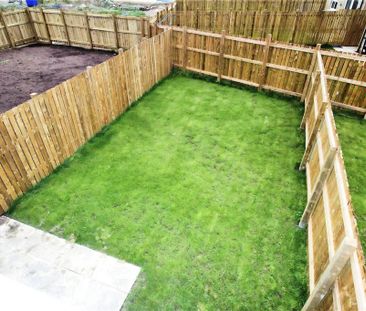 2 bedroom semi-detached house to rent - Photo 6