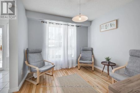 913 DYER COURT - Photo 3