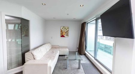 1 bed with city view in Wellington City - Photo 5