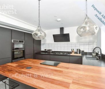 3 bedroom detached bungalow to rent - Photo 4