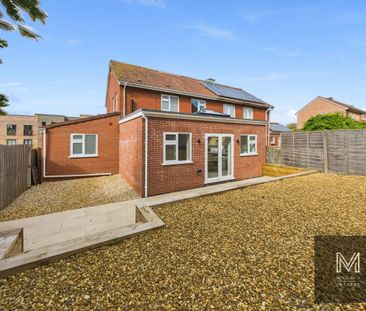 Constable Road, Lockleaze - Photo 3