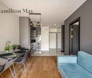 Cichy apartament z jedną sypialnią i balkonem Metro Szwedzka - Zdjęcie 2