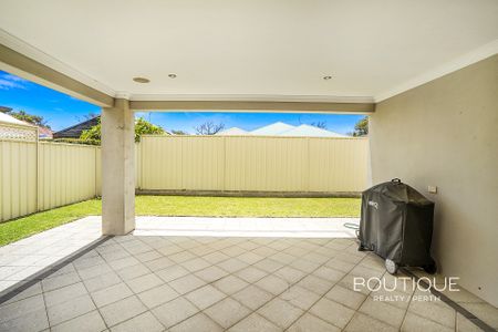 19 Gemini Way, Madeley WA 6065 - House For Rent | Domain - Photo 4
