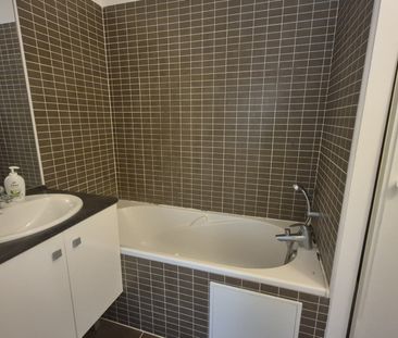 Location Appartement 2 pièces 43m² LILLE 59800 - Photo 5