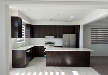 For Lease - 77 Suzuki Street, Barrie, Ontario - Photo 4