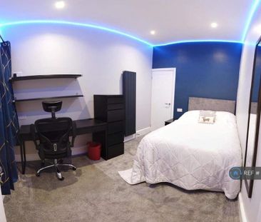 4 bedroom terraced house to rent - Photo 4