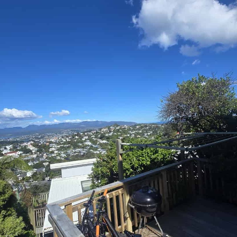 Stunning Two Bedroom Home with Spectacular City Views - Photo 1