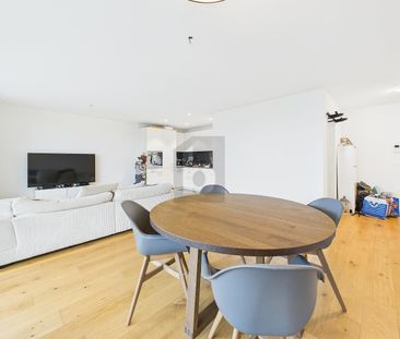 HOCHWERTIG MIT SONNIGEM GARTEN - Foto 6