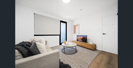 Contemporary apartment in the heart of Marrickville - Photo 3