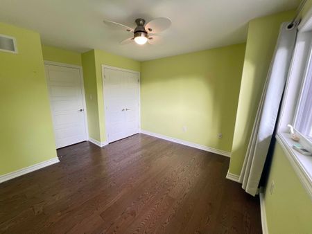 For Lease - 30 Meadowacres Drive, Toronto, Ontario - Photo 2