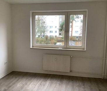 Am Mittellandkanal: renovierte 2-Zimmer-Wohnung 55,54m² sofort verf... - Foto 2