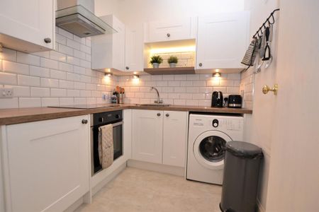 1 bedroom flat to rent - Photo 5