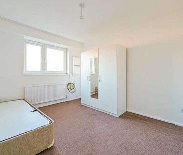 Saltram Close, Tottenham, N15 - Photo 2