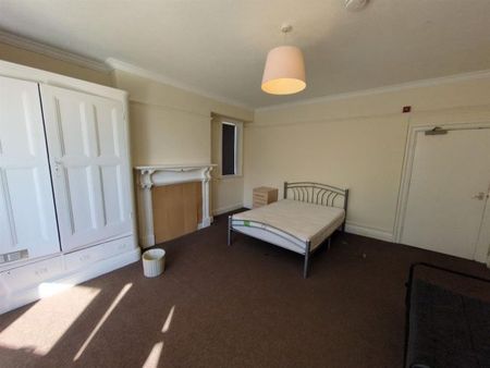 Flat C, 301 Upperthorpe - Photo 3