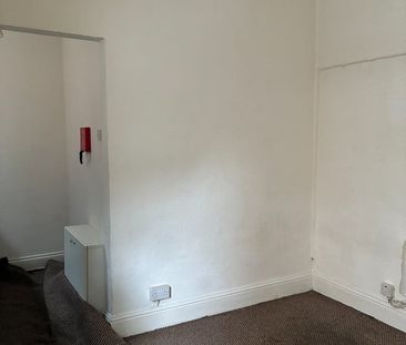 Room in a Shared House, Poplar Ave, B17 - Photo 5