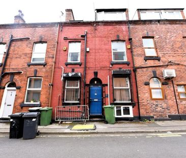 4 bedroom house to rent - Photo 1