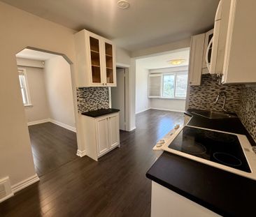 For Lease - 81 Grovedale Avenue, Toronto, Ontario - Photo 2