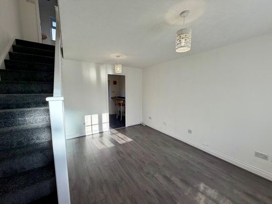 2 bedroom house to rent - Photo 1