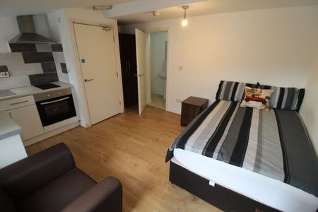 Brook Street Flat 3, PRESTON, Lancashire PR1 7DD - Photo 5