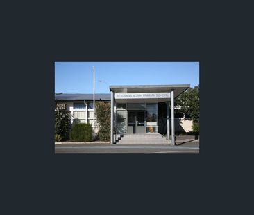 2/42 George Street, St Albans, Vic 3021 - Photo 3