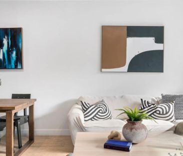 Light-Filled Luxury in the Iconic 'Saint' Development - Photo 2