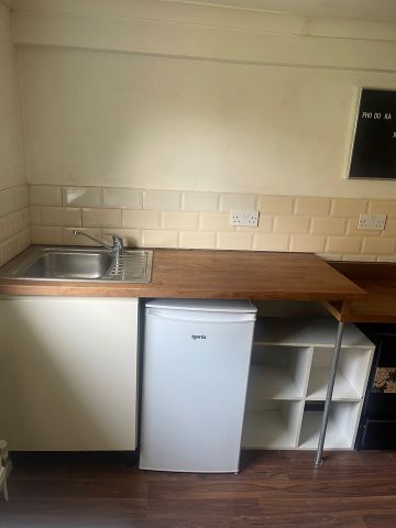 Room in a Shared House, Brixton, SW2 - Photo 4