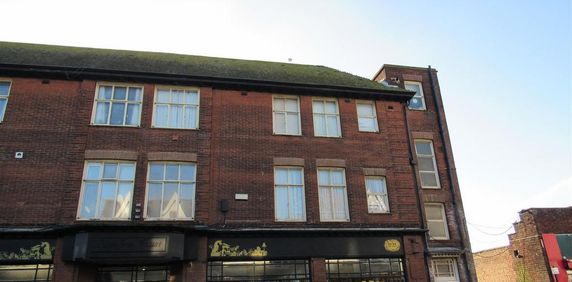 2 bedroom flat to rent - Photo 2